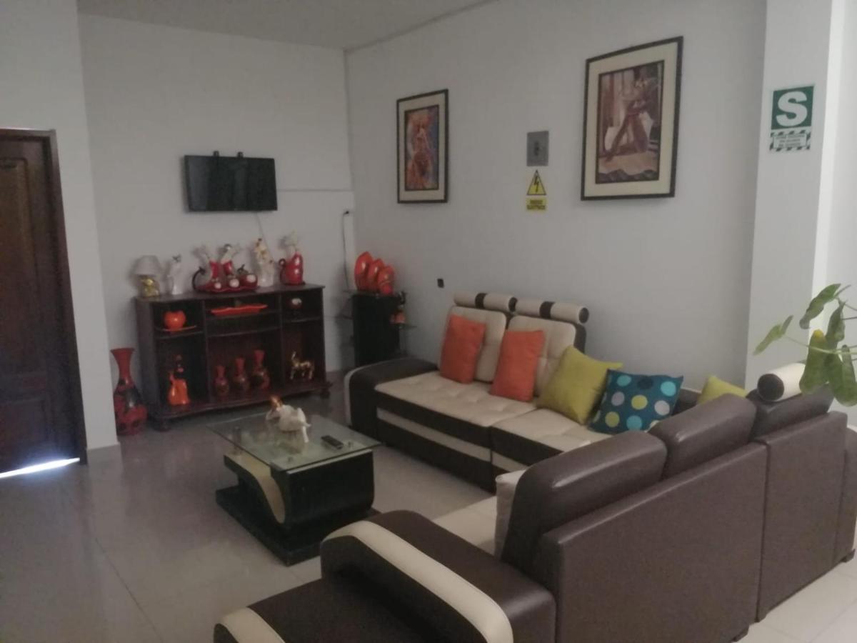 Hospedaje Renzo Tarapoto Extérieur photo