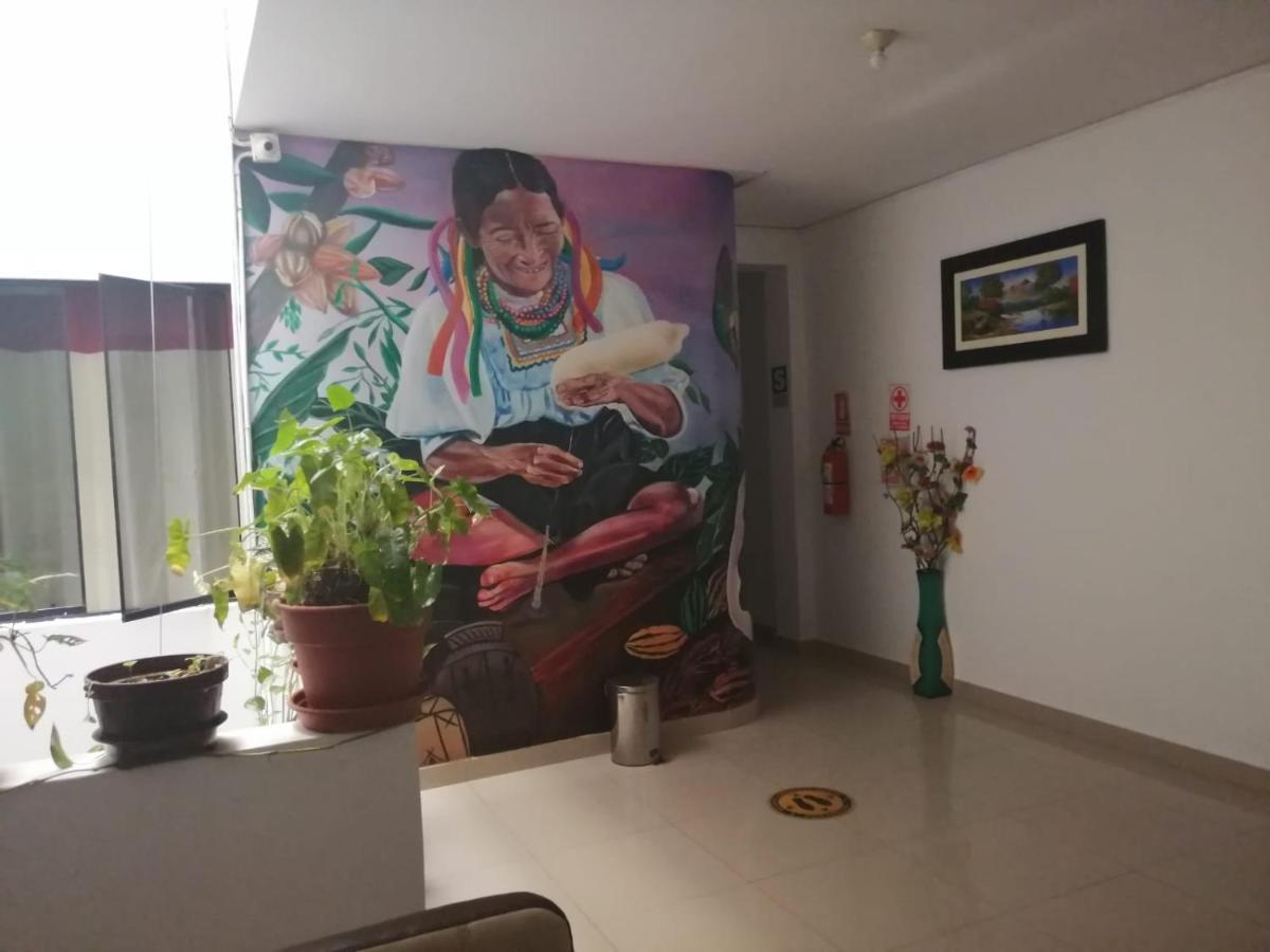 Hospedaje Renzo Tarapoto Extérieur photo