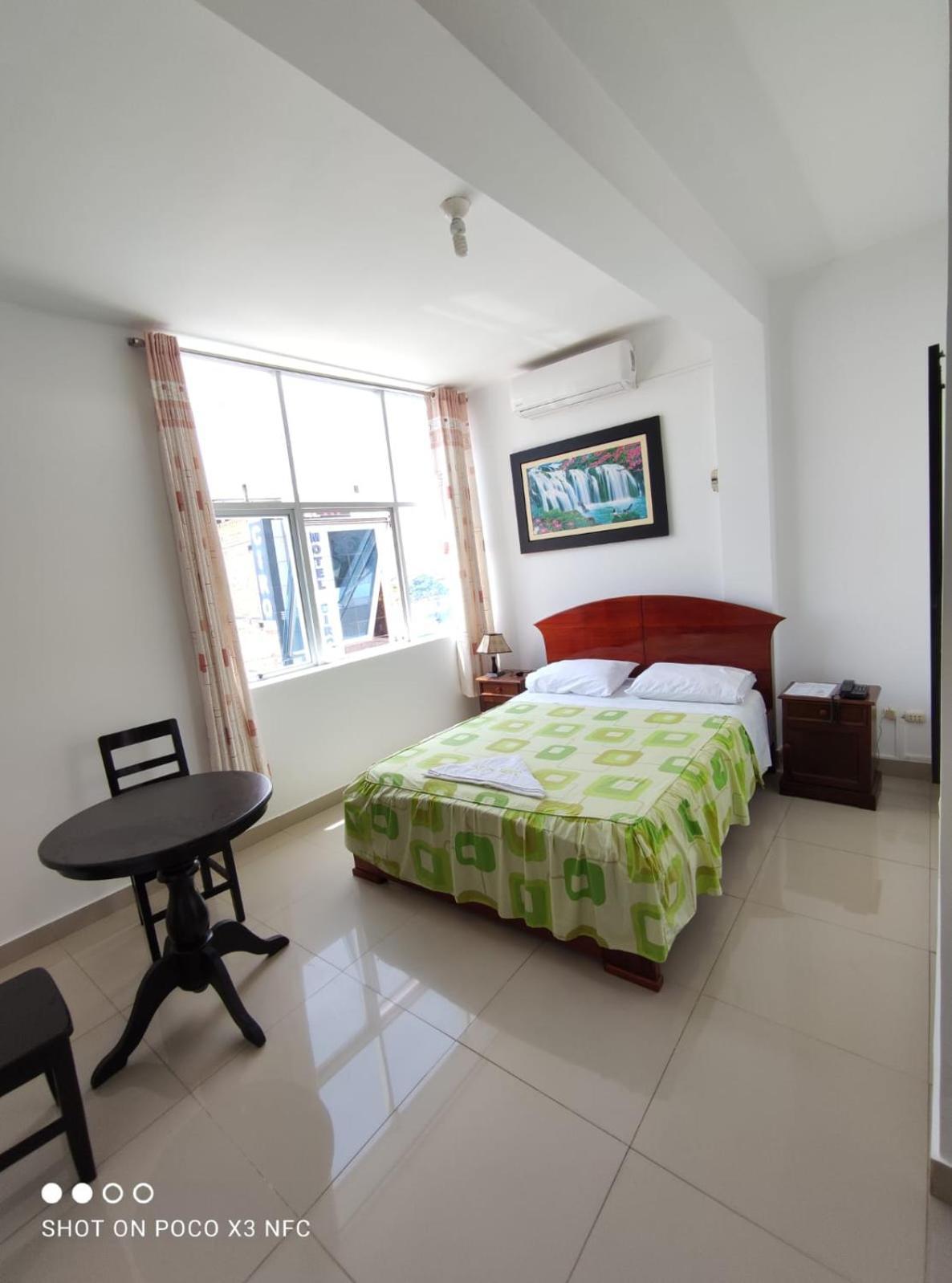 Hospedaje Renzo Tarapoto Extérieur photo