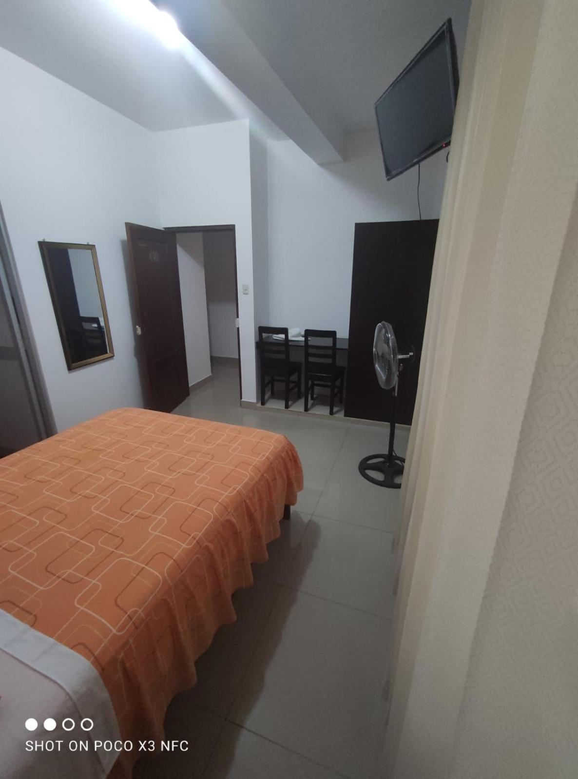 Hospedaje Renzo Tarapoto Extérieur photo