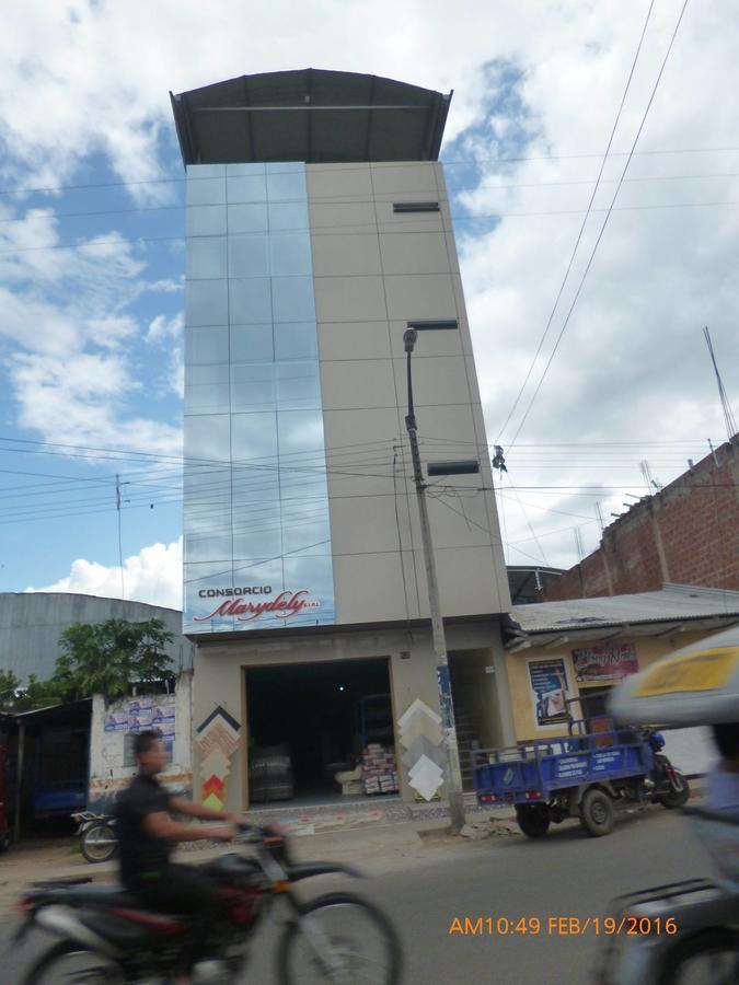 Hospedaje Renzo Tarapoto Extérieur photo