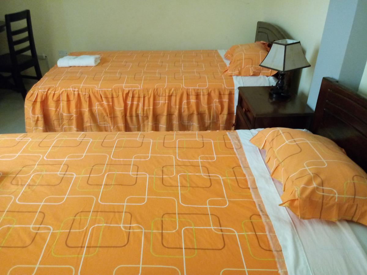 Hospedaje Renzo Tarapoto Extérieur photo