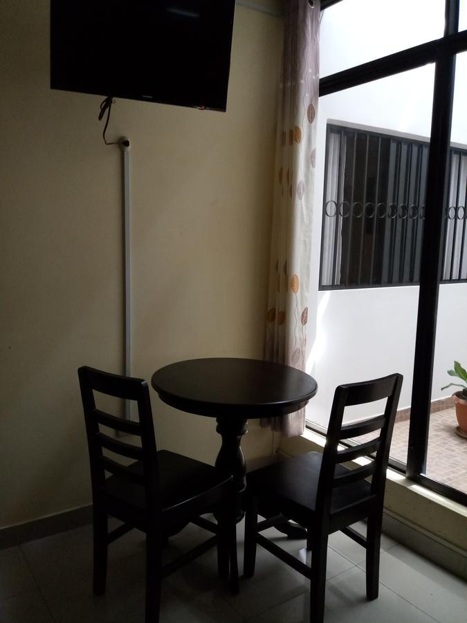 Hospedaje Renzo Tarapoto Extérieur photo