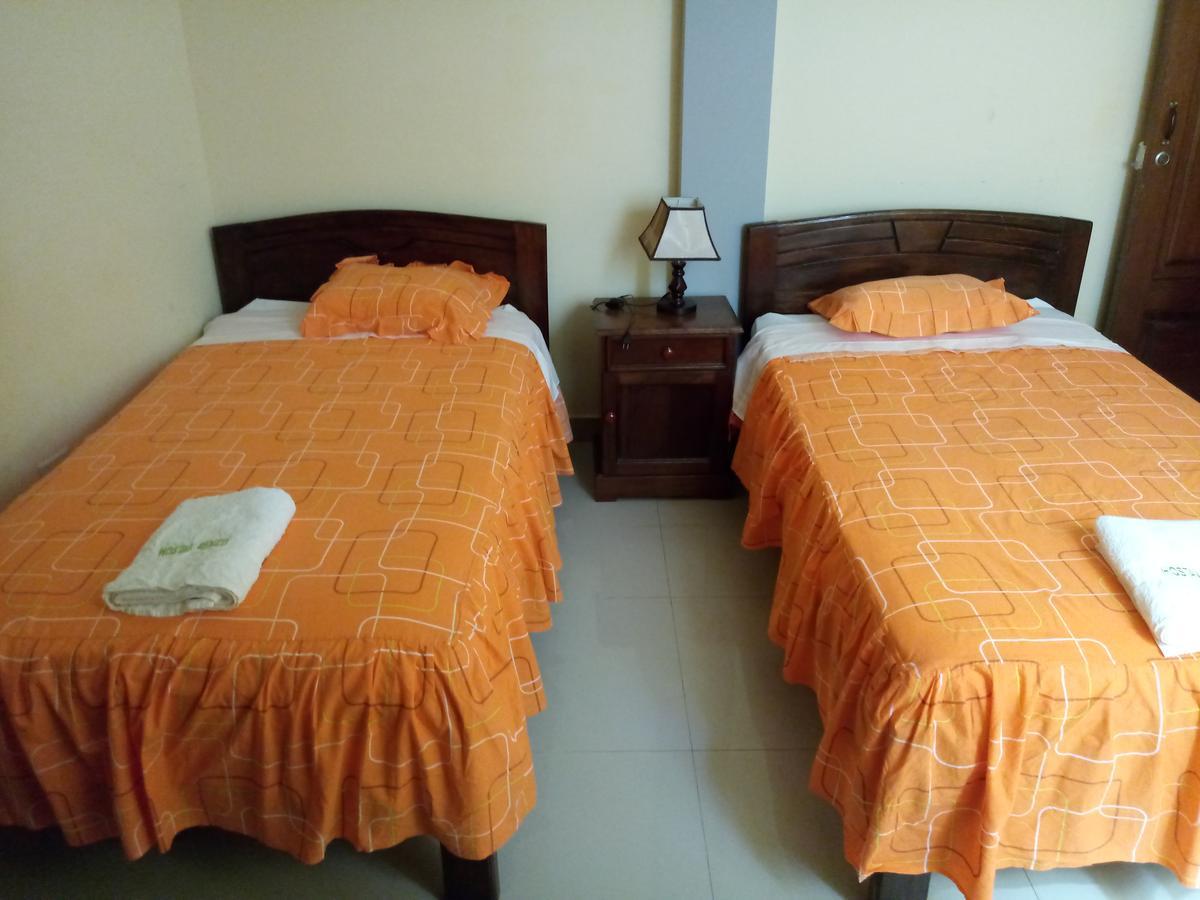 Hospedaje Renzo Tarapoto Extérieur photo