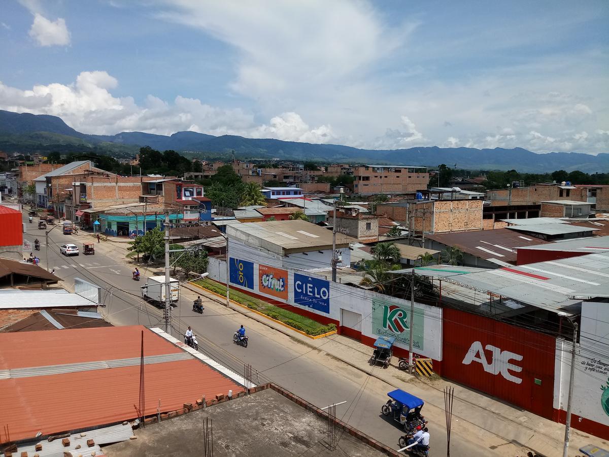Hospedaje Renzo Tarapoto Extérieur photo